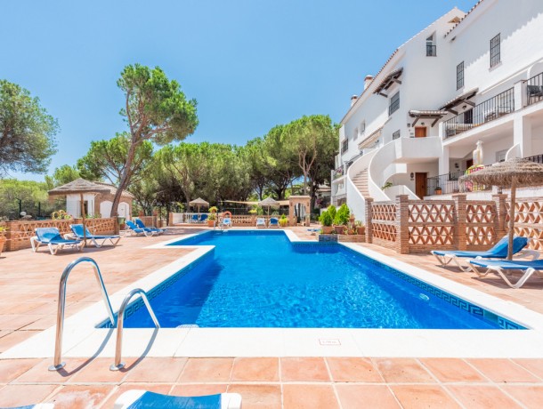 Apartment for sale in Nueva Andalucía, Marbella