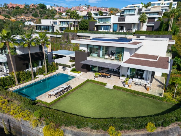 Villa for sale in Benahavís, Marbella