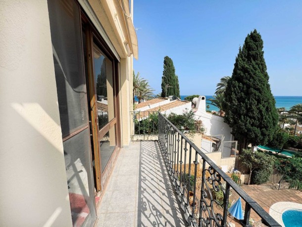 Villa for sale in Estepona, Marbella