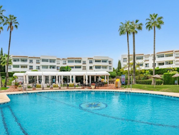 Apartment for sale in Riviera del Sol, Marbella