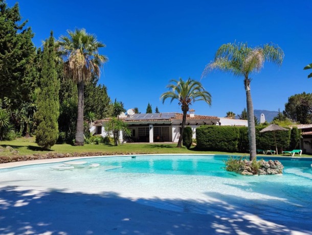 Villa for sale in Benahavís, Marbella