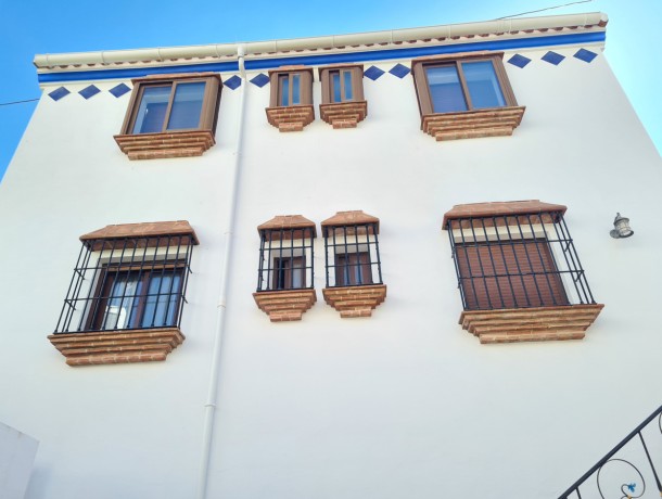 Villa for sale in Tolox, Marbella