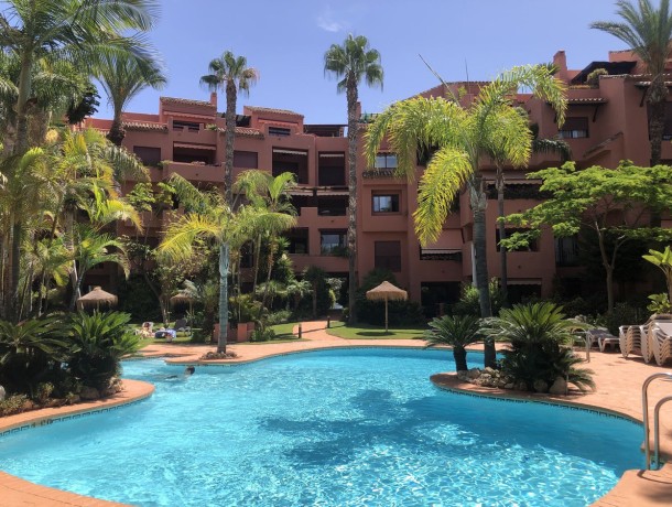 Apartment for sale in El Rosario, Marbella