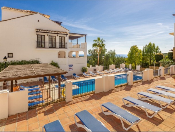 Apartment for sale in Altos de los Monteros, Marbella