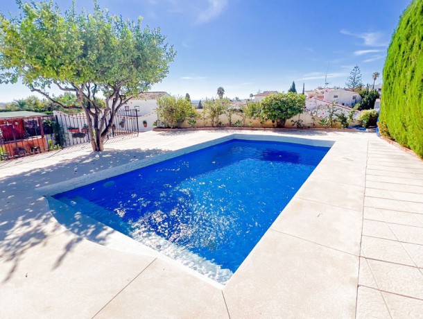 Villa for sale in Benalmadena, Marbella