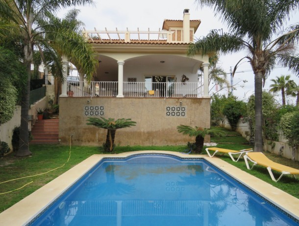 Villa for sale in Riviera del Sol, Marbella
