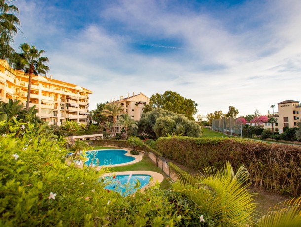 Apartment for sale in Guadalmina Alta, Marbella