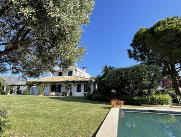 Villa for sale in Mijas, Marbella