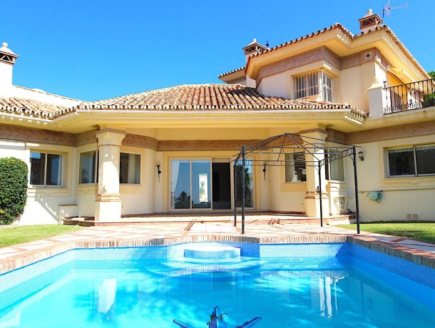 Villa for sale in Benahavís, Marbella