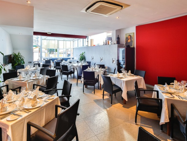 Commercial for sale in Nueva Andalucía, Marbella