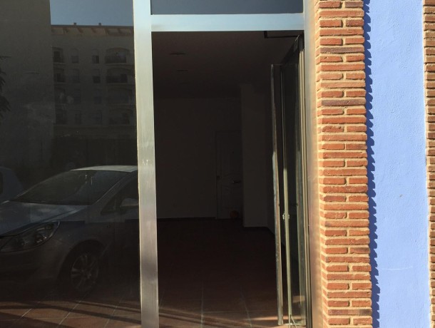 Commercial for sale in San Luis de Sabinillas, Marbella
