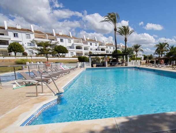 Apartment for sale in Nueva Andalucía, Marbella