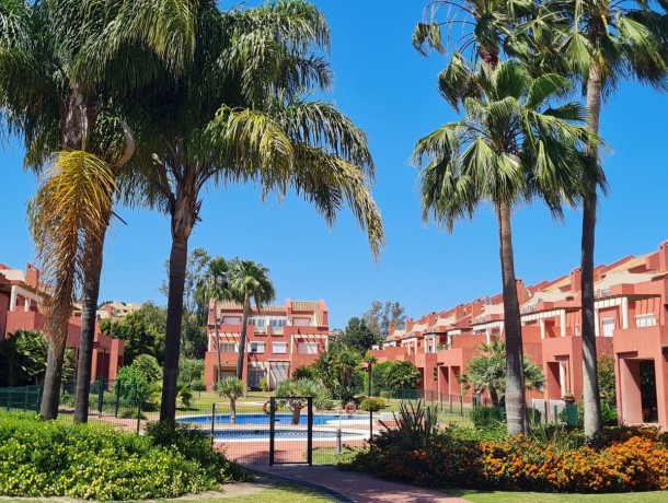 Townhouse for sale in Sotogrande Costa, Marbella