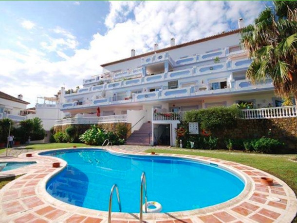Apartment for sale in Nueva Andalucía, Marbella