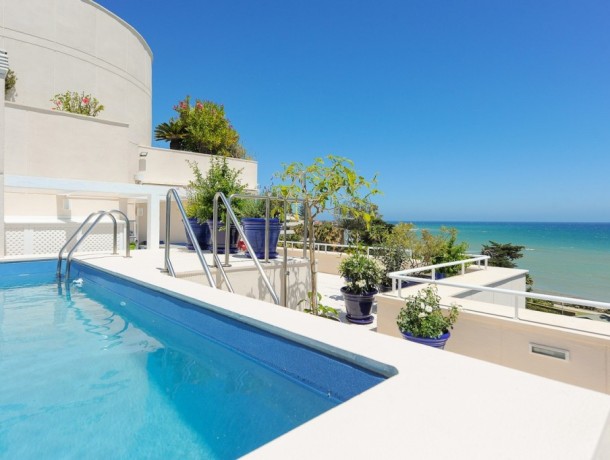 Apartment for sale in Estepona, Marbella