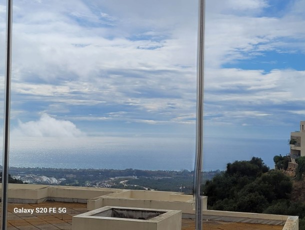 Apartment for sale in Altos de los Monteros, Marbella