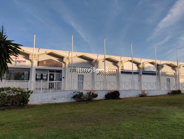 Commercial for sale in Cabopino, Marbella