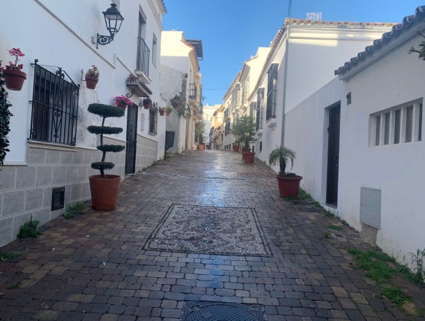 Townhouse for sale in Estepona, Marbella