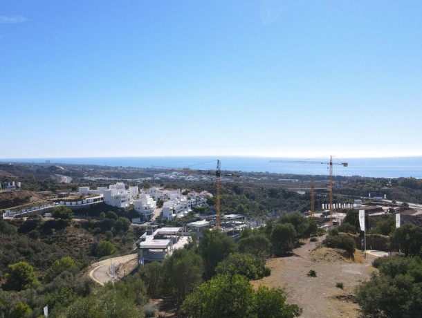 Plot for sale in Altos de los Monteros, Marbella
