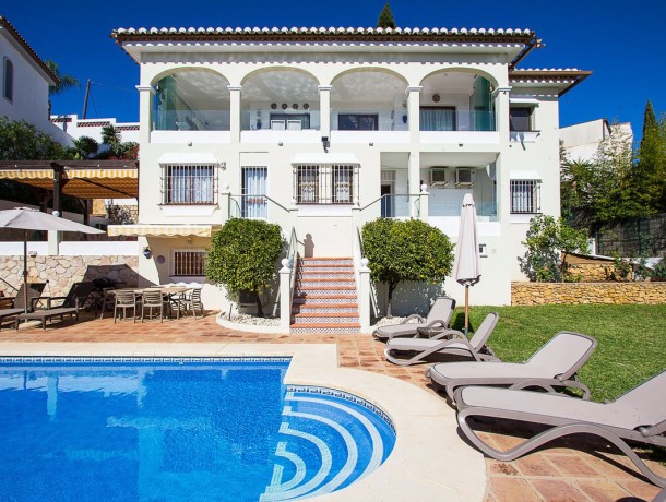 Villa for sale in Mijas Costa, Marbella