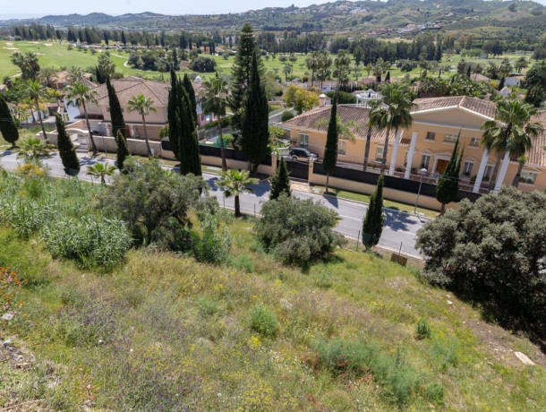 Plot for sale in Mijas Golf, Marbella