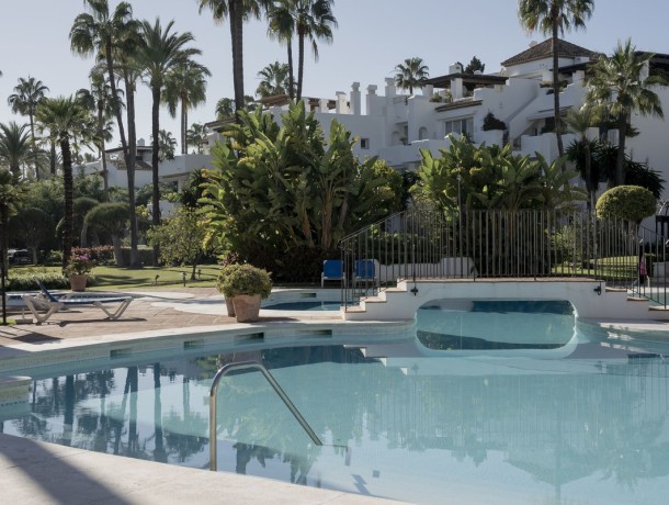 Apartment for sale in New Golden Mile, Marbella