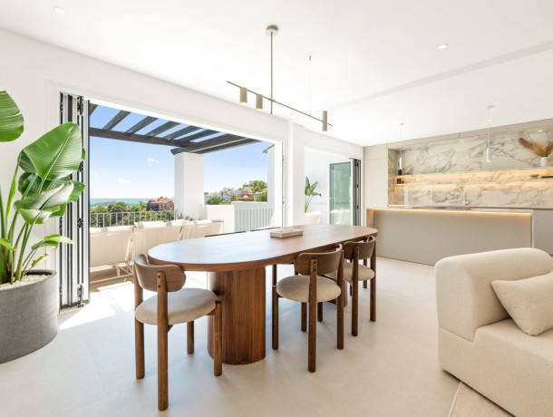 Apartment for sale in La Quinta, Marbella