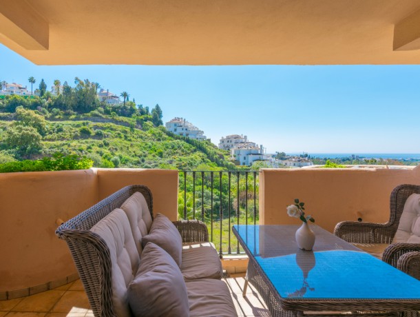 Apartment for sale in Nueva Andalucía, Marbella