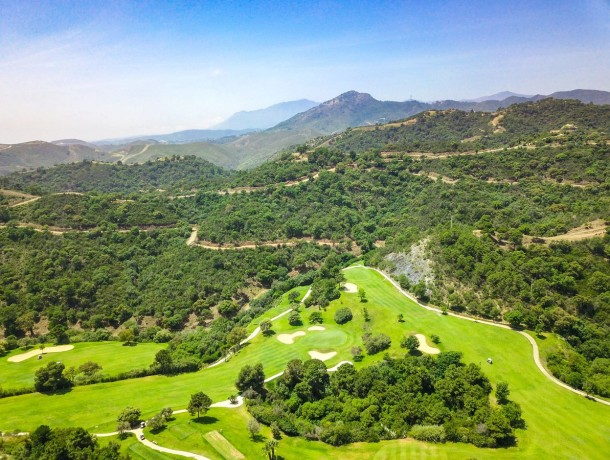 Plot for sale in Los Arqueros, Marbella