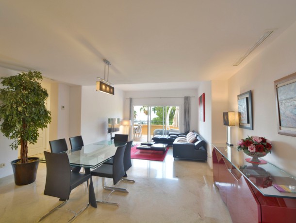 Apartment for sale in Elviria, Marbella