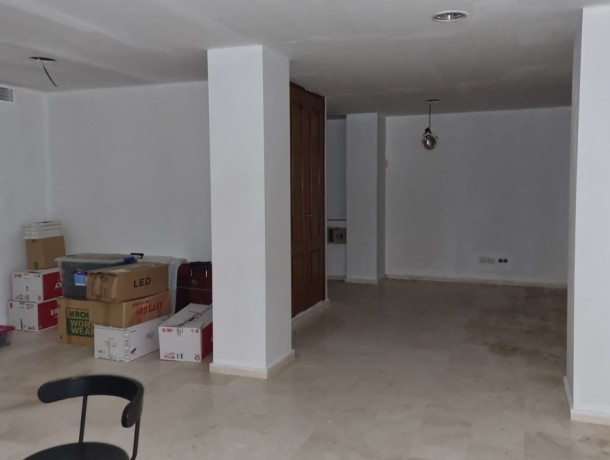 Commercial for sale in Casares, Marbella