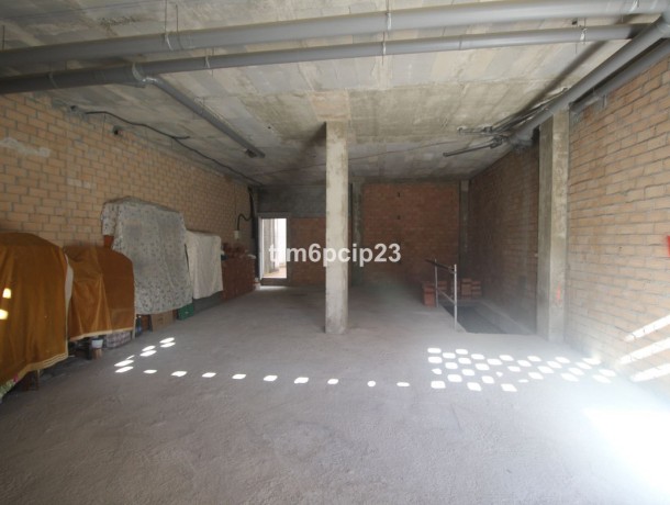 Commercial for sale in Estepona, Marbella