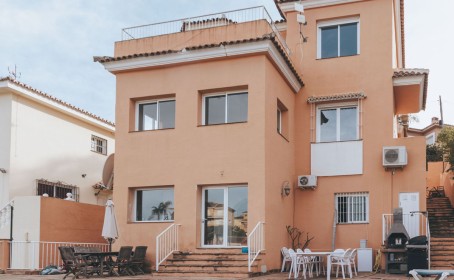 Villa for sale in , Mijas Costa
