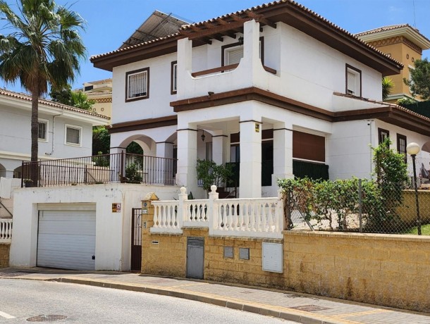 Villa for sale in Mijas Golf, Marbella