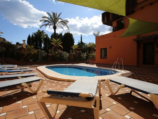 Apartment for sale in Estepona, Marbella