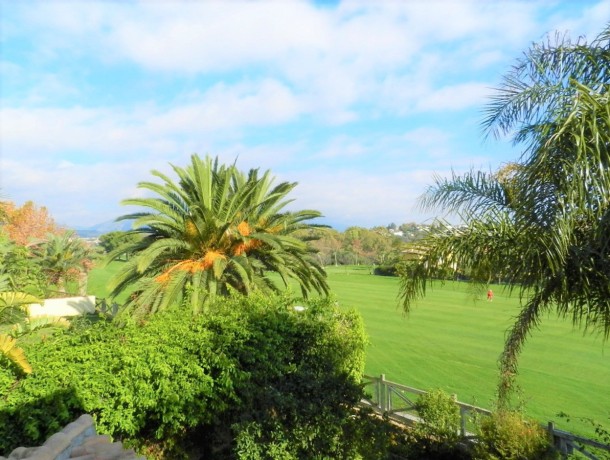 Townhouse for sale in Guadalmina Alta, Marbella