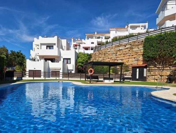 Apartment for sale in Casares, Marbella
