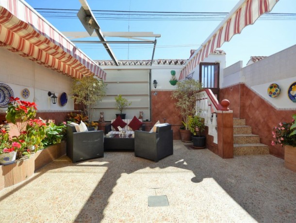 Villa for sale in La Campana, Marbella