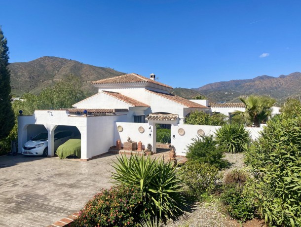 Villa for sale in Mijas, Marbella