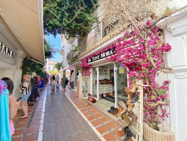 Townhouse for sale in Marbella, Marbella