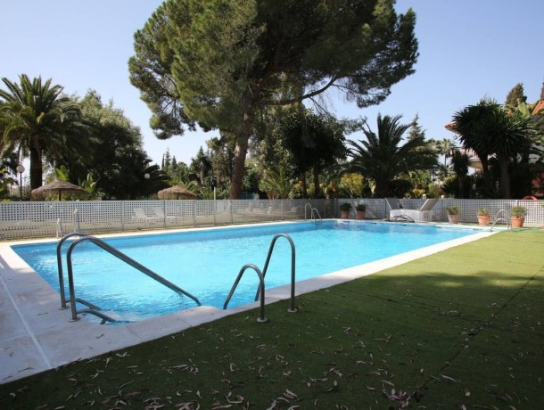 Apartment for sale in Nueva Andalucía, Marbella