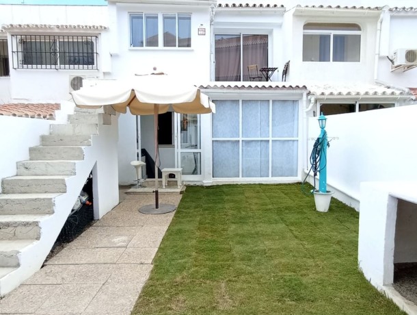 Townhouse for sale in San Luis de Sabinillas, Marbella