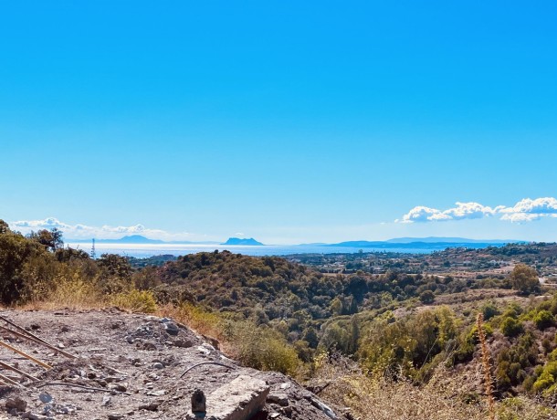 Plot for sale in New Golden Mile, Marbella