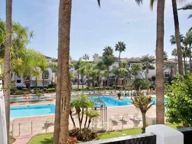 Apartment for sale in The Golden Mile, Marbella