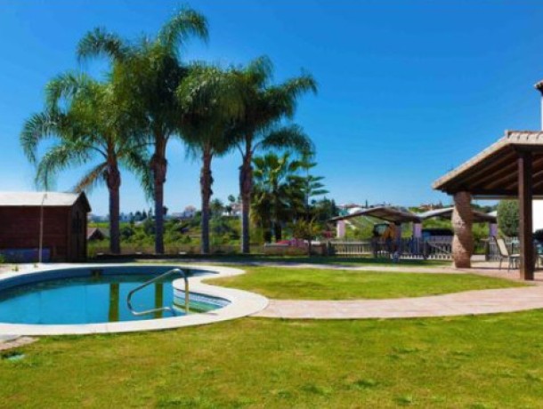 Villa for sale in Estepona, Marbella