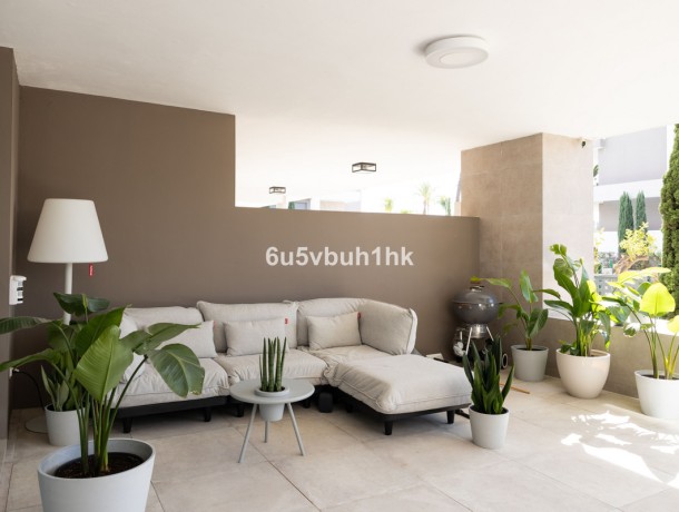 Apartment for sale in Cancelada, Marbella