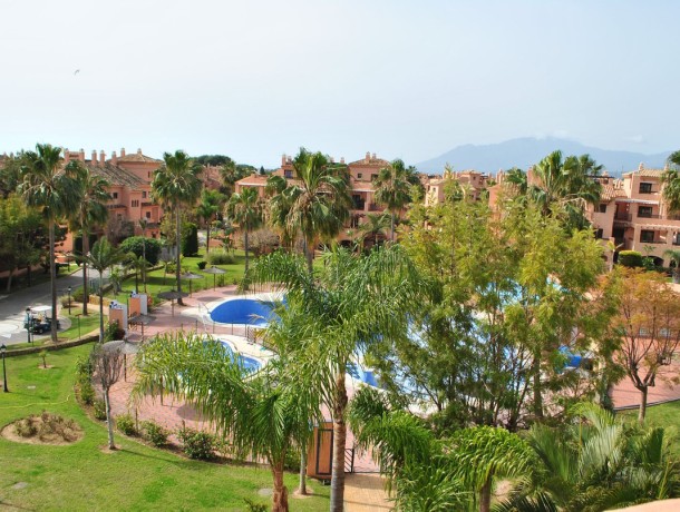 Apartment for sale in Hacienda del Sol, Marbella