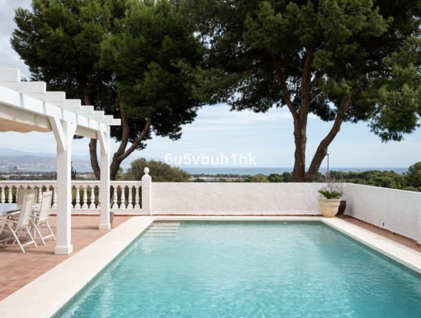 Villa for sale in Málaga, Marbella