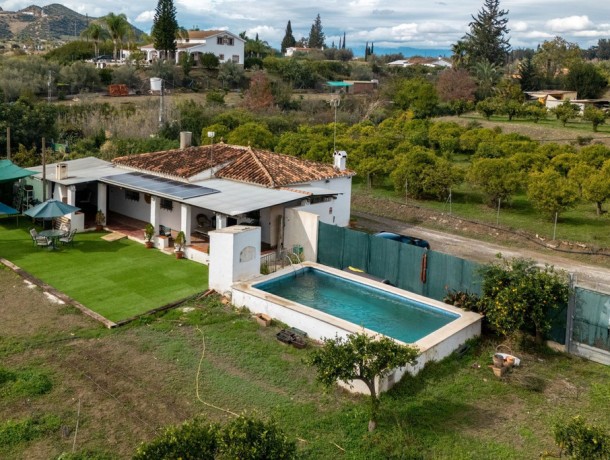 Villa for sale in Alhaurín el Grande, Marbella