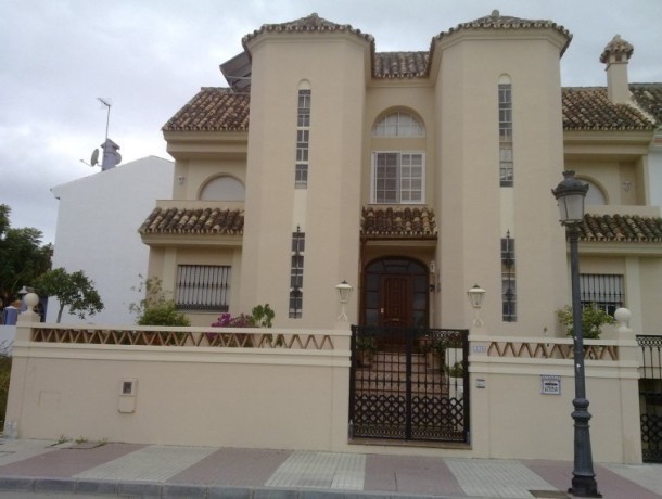 Townhouse for sale in San Pedro de Alcántara, Marbella